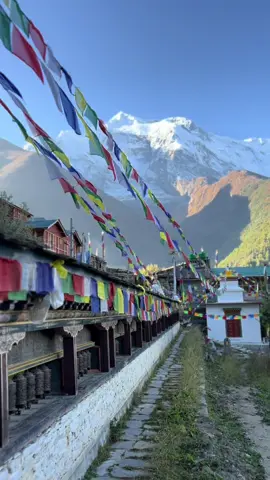 me, you & nepal ❣️ #Hiking #trekking #nepal #himalayas #annapurna