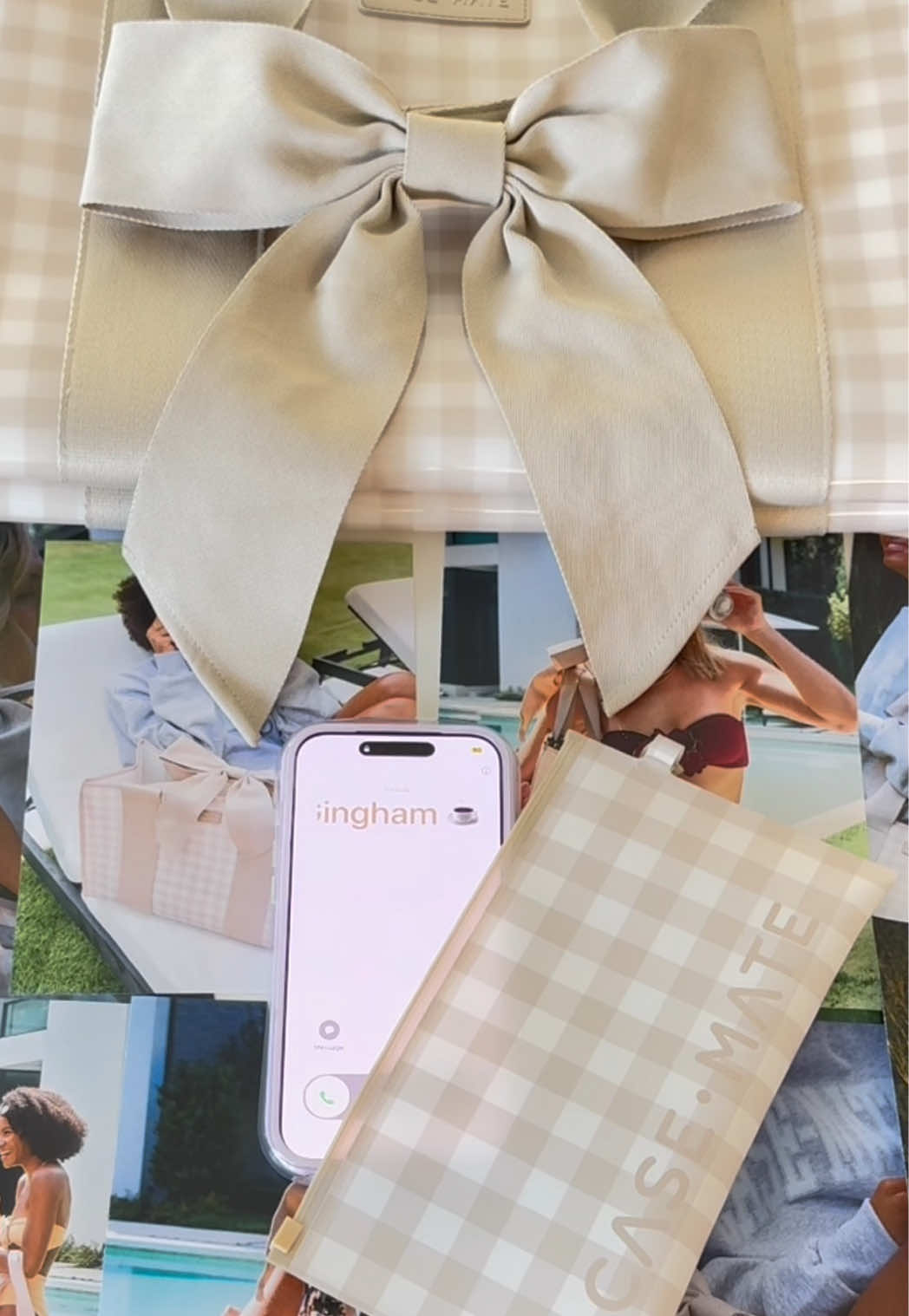 pick up the phone tomorrow at 10 am 👀😉 new totes are calling...  #jellytote #bowtote #totecollection #comingsoon 