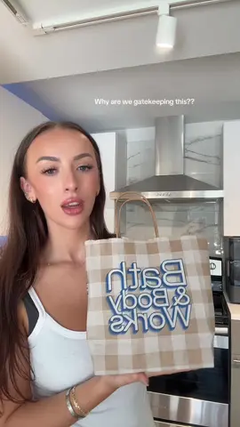 POV: you’re missing out on FREE Bath & Body Works goodies because you don’t have the app yet  📱 #bathandbodyworks #BBW #freebies #shoppingfinds 