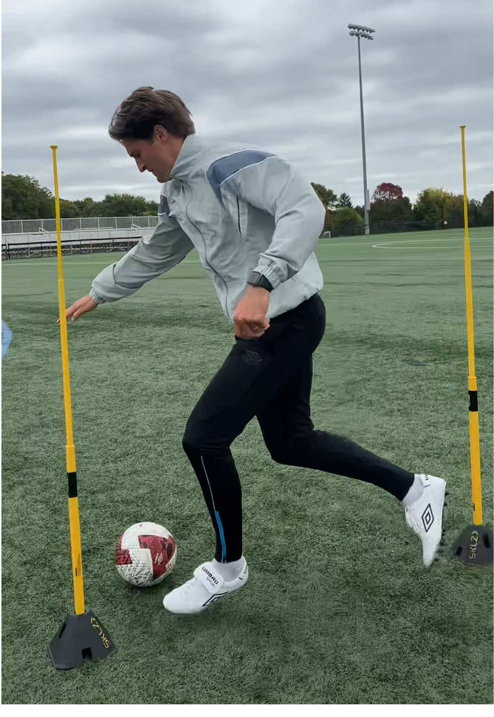 Daily touches 👣⚽️⚡️ #7mlctraining 