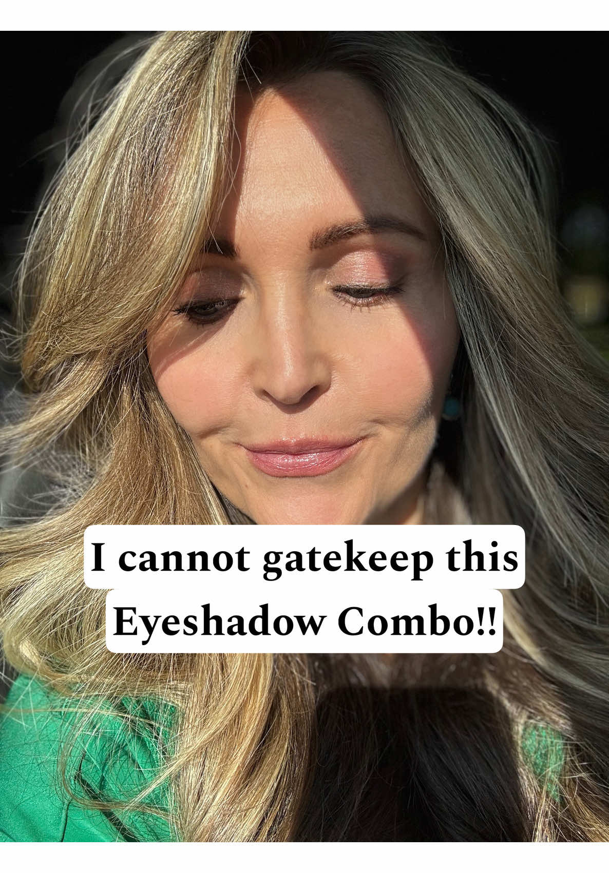 I just cannot gatekeep this eyeshadow combo ✨ This tutorial shows how I use 2 easy products to create the perfect autumn eyeshadow look. If you feel like you’re horrible at eyeshadow or struggle to blend, this is the easiest eyeshadow tutorial you’ll ever try. Quick, simple, and flattering for all face shapes—especially for women over 35 who want makeup that looks effortless but still polished. 🍂💄 #EyeshadowTutorial #EasyMakeupLook #AutumnEyeshadow #MakeupForOver40 #EyeshadowForBeginners    