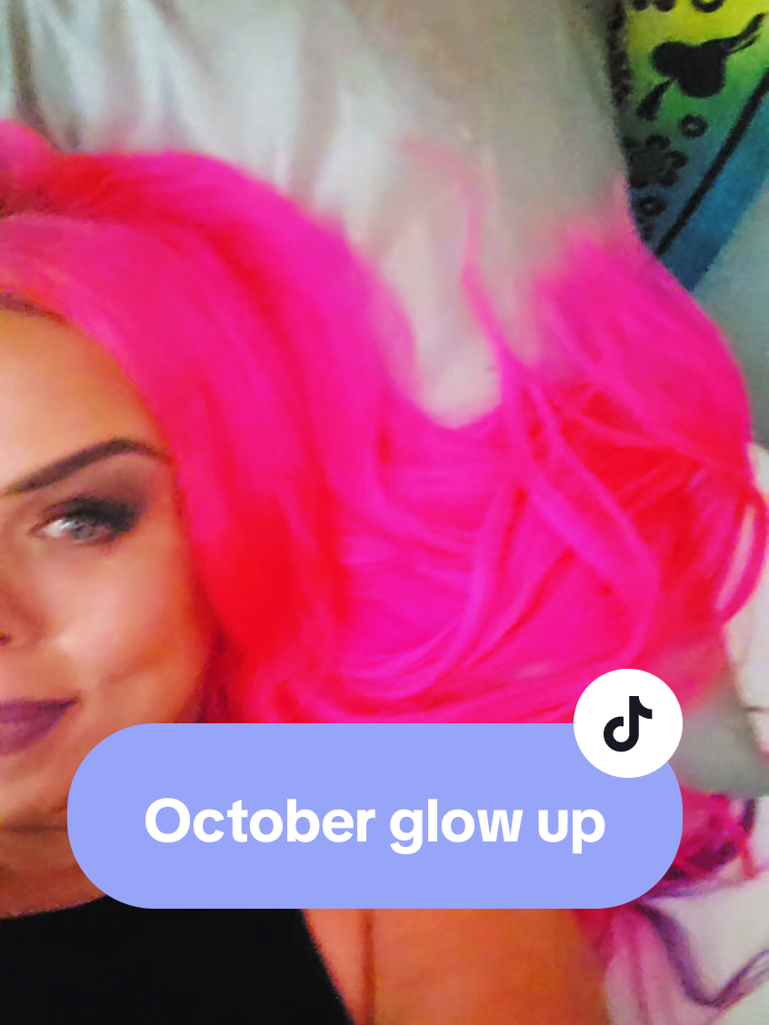 Icons are unforgettable- that's why we love them so much. Think about all the opportunities you miss out on bc you keep watering yourself down for the approval of people you don't even want to work with. Your glow up is the key to your next level- the visibility, recognition, and confidence that makes you a trailblazer. My clients come to me bc they know their glow up will be fast and undeniable.  #femalefounders #mindsetcoachforwomen 