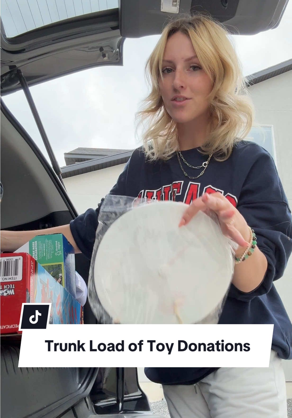 Trunk Load of Toy Donations for the Clinic! #toys #educationaltoys #toddlermom #falldealsforyoudays #tiktokshopcreatorpicks 