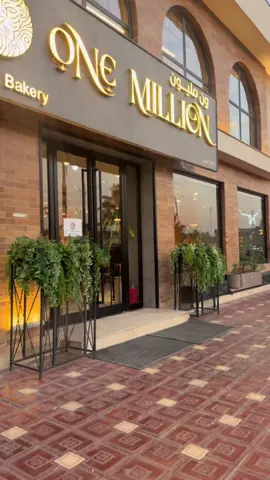 🥰 حبي نفسك قبل الكل 🤭🥰 ...#اكسبلور    @حسام الرسام | Hussam Alrassam  #حسام_الرسام ❤️❤️❤️  #هاشتاقات_تيك_توك_العرب❤️❤️❤️ 