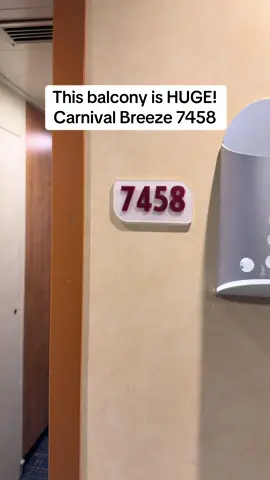 This balcony on the Carnival Breeze is HUGE! #carnivalcruise #carnivalcruiseline #carnivalbreeze #cruisetok 