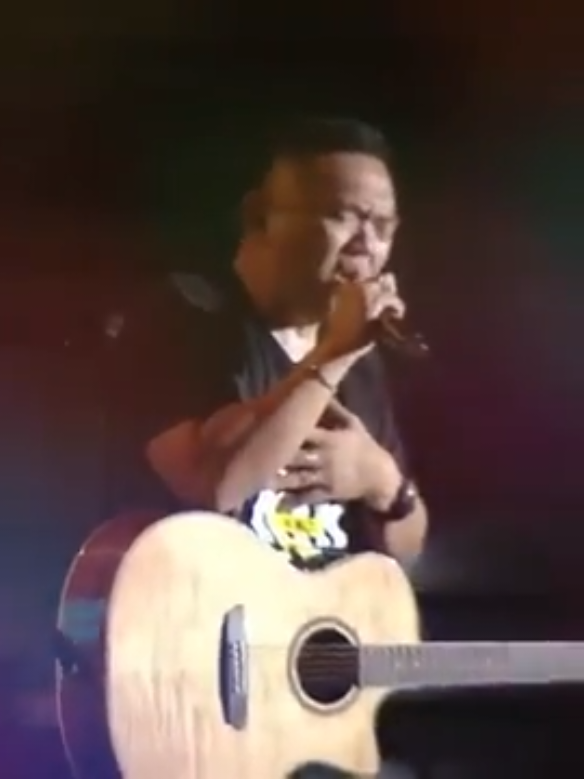 SUKA LAGU INI TINGGALKAN JEJAK YA 🙏 ✅FOLLOW ✅LIKE ✅COMMENT ✅SAVE & ✅REPOST Terima Kasih GBU #lagurohani #lagurohanikristen #worship #worshipsong #fyp 