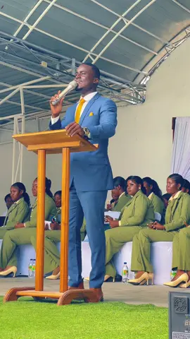 Mwen ba nou ti résumé sa toujou 🫢❤️de graduation an 🥳🥳🥳SCCFP , promotion Aimé Césaire #Sika_Création #SCCFP 