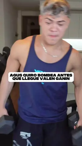 Agus Quiro bombea antes que llegue Valen Ganin #fitnessargentina #competencia #posing 
