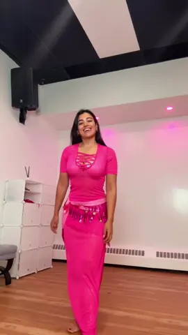 #creatorsearchinsights 🥰🥰#bellydancernourah #nourahbellydancer #bellydancer 
