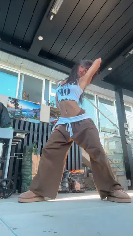 tick tick tick 👀 #dancehall #dancer 