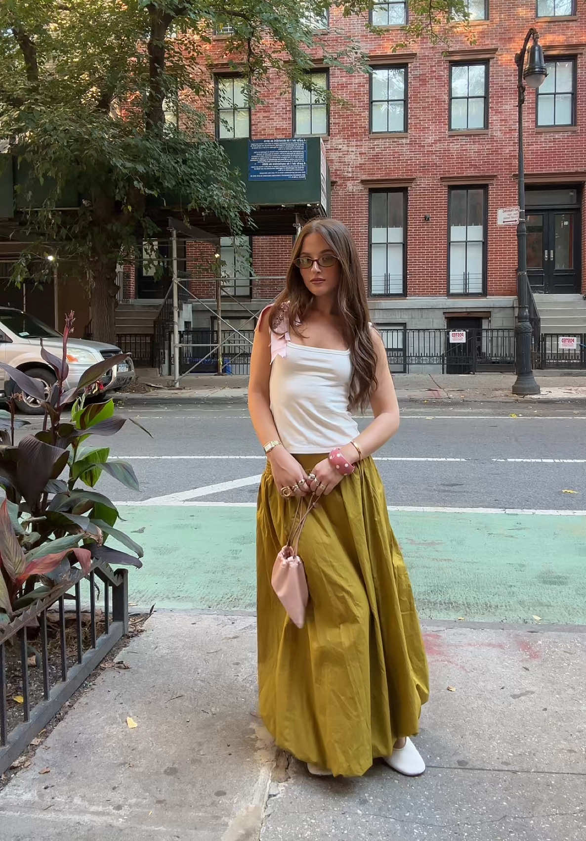 how is it almost october???!!!! not mad though my favorite month of the year 🍂🍁😚  #OOTD #outfitinspo #styleinspo #falltransitionoutfit #style 