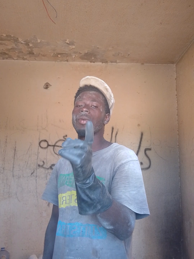 Quand patron n'est pas là 😂😅🤘 #creatorsearchinsights #CapCut #debloquemesvue🥲🙏🏽 