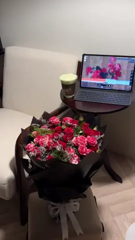 انا ضحكة ع شفافك ♥️  @elissaofficial  #ورد #ماتشا #اليسا #fyp #اكسبلور 