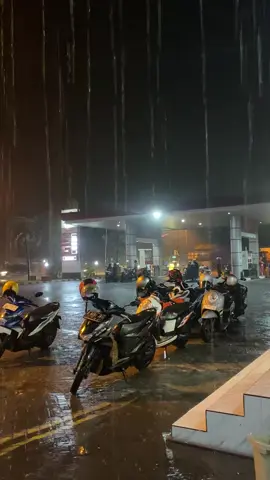 #hujan #malam #lamongan #fypシ #foryoupage 