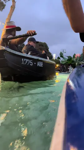 Baku// Venesiya 🚤🚤🚤 #azerbaijan #saudiarabia #السعودية🇸🇦 #السعوديه🇸🇦💚 #الامارات_العربية_المتحده🇦🇪 