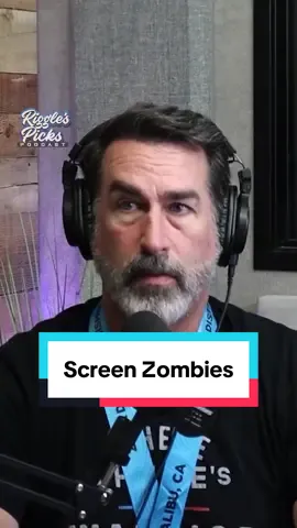 Who’s joining us on the screen time pact? @Riggle’s Picks podcast #screentime 