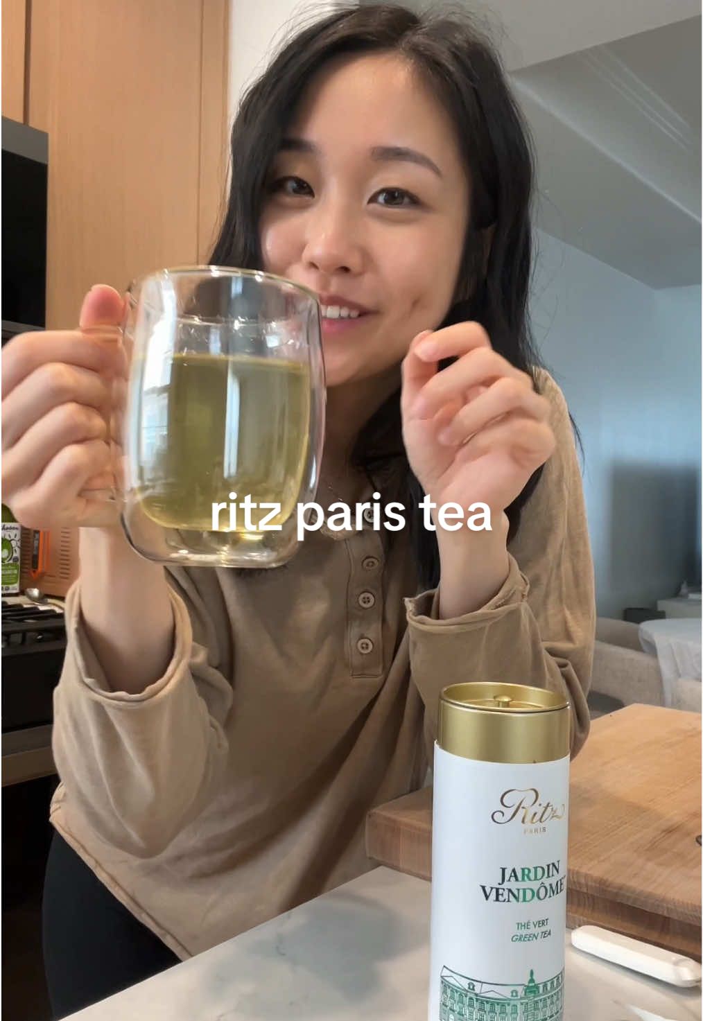 my favorite tea in the world 🥹 drinking it brings me back to our perfect day 😭 #ritzparis #greentea #homecafe 