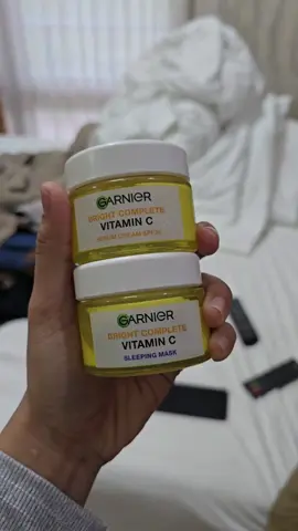 เซตคู่ เดย์ครีมและไนท์ครีม#รีวิวบิวตี้TikTok #การ์นิเย่สีเหลือง #Garnier #การ์นิเย่ #รีวิวสกินแคร์ 