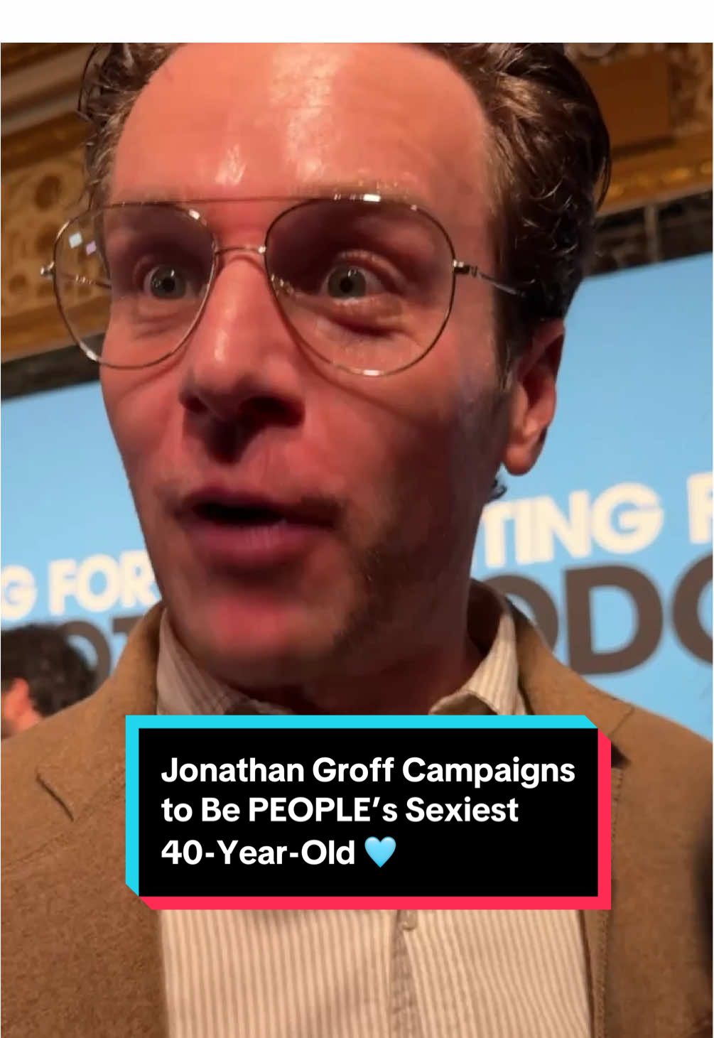 There are many sexy men turning 40 this year — and yes, that includes  #JonathanGroff! But why should he win the title? His #JustinTime costar #GracieLawrence says it’s because he’s a “national treasure,” his body is “amazing” and his mind … “almost amazing.” 😂 Cast your vote in our #SexiestManAlive Readers’ Choice Poll at the link in our bio! 😍