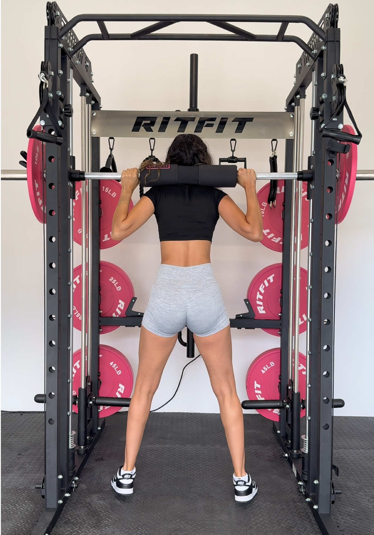 How to Squat for Maximum Glute Gains 🍑 @RitFit #GymTok #legday #Fitness #gains #fyp 