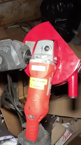I found a #220volt #Milwaukee #Anglegrinder With Gnarly #Chain #Attachment