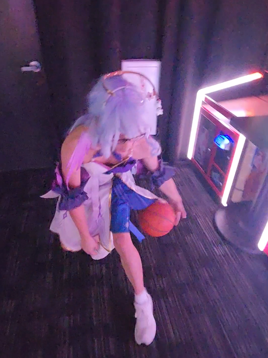 robin will never play basketball ever again || #fyp #cosplay #HonkaiStarRail #robinhonkaistarrail #robincosplay 