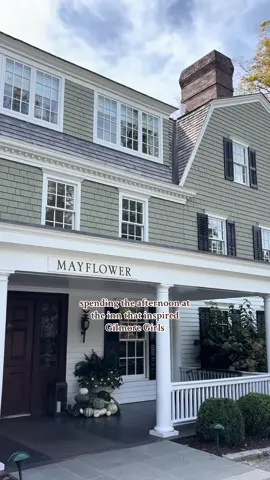 The Mayflower Inn in Washington, CT is worth the visit 🍂🥰 #gilmoregirls #connecticut #fall #mayflowerinn #bedandbreakfast