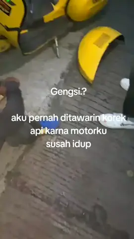 hehehe #fyppppppppppppppppppppppp #foryoupageofficiall  #vespasuper150 #vespaindonesia #vespaclassic 