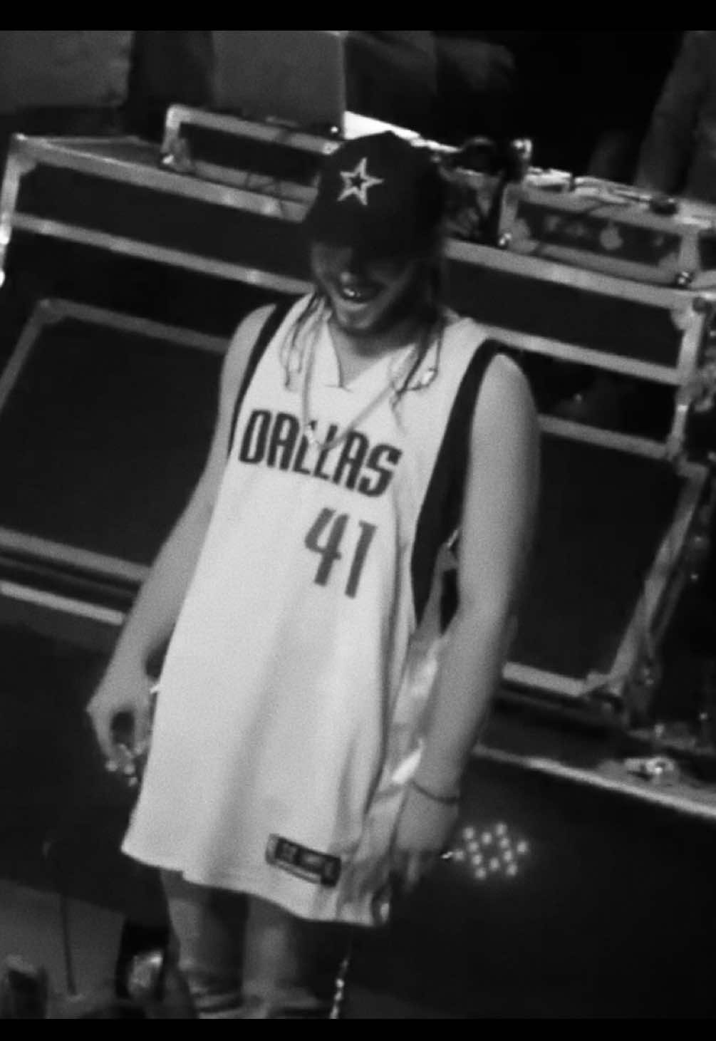 Post Malone - white iverson (2016) #postmalone #posty #fyp #2016 #rap