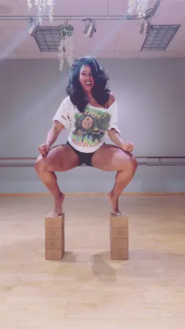 A LITTLE SPICY 🌶️. #bodega #cardi #cardib #amithedrama 