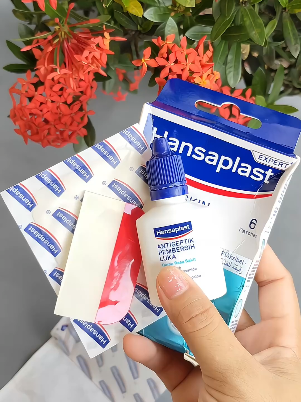Pasti ada saatnya diperlukan, Yul segera di cek out untuk stok jaga jaga dirumah, Hansaplast plester second skin, super kuat nempelnya dan mempercepat penyembuhan luka#hansaplast #hansaplastplester #secondskin #healfasterlikesecondskin #penyembuhluka 