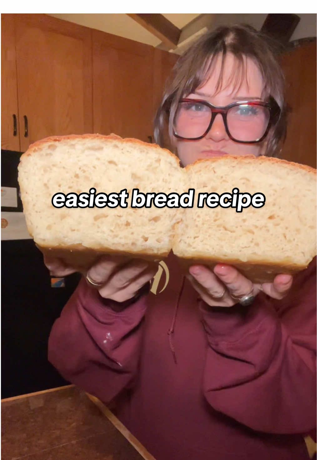 back with another baking video🍞 #letsbake #bakingtok #breadrecipe #easybreadrecipe #5ingredients 