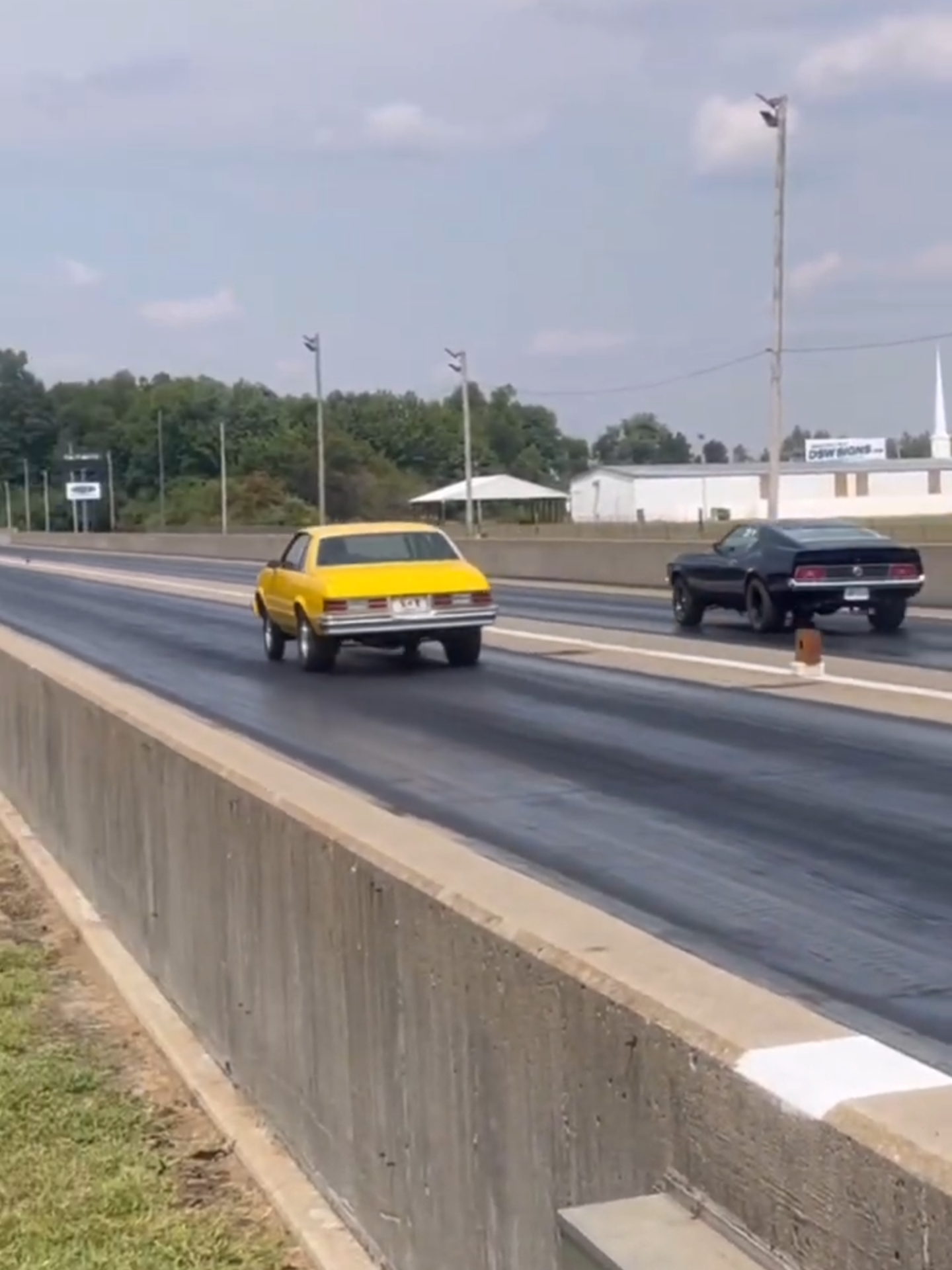 Chevy Malibu With a Screaming Small Block Drag Racing a Ford Mustang, great race! #2hacksgarage #sendit #dragstrip #throttle #nonamenationals #rpm #smallblock #racing #dragrace #quick #ford #chevy