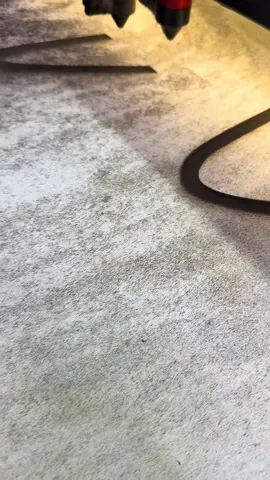 Stop the scroll 👀 THIS is what western wedding dreams are made of 🤎✨ 📌 Trust the process → laser branding at its finest 📌 The perfect rustic backdrop for your big day Who’s ready to brand their love story forever? 💍🐄 #westernwedding #giftideas #bridetobe #rusticwedding #weddingbackdrop 