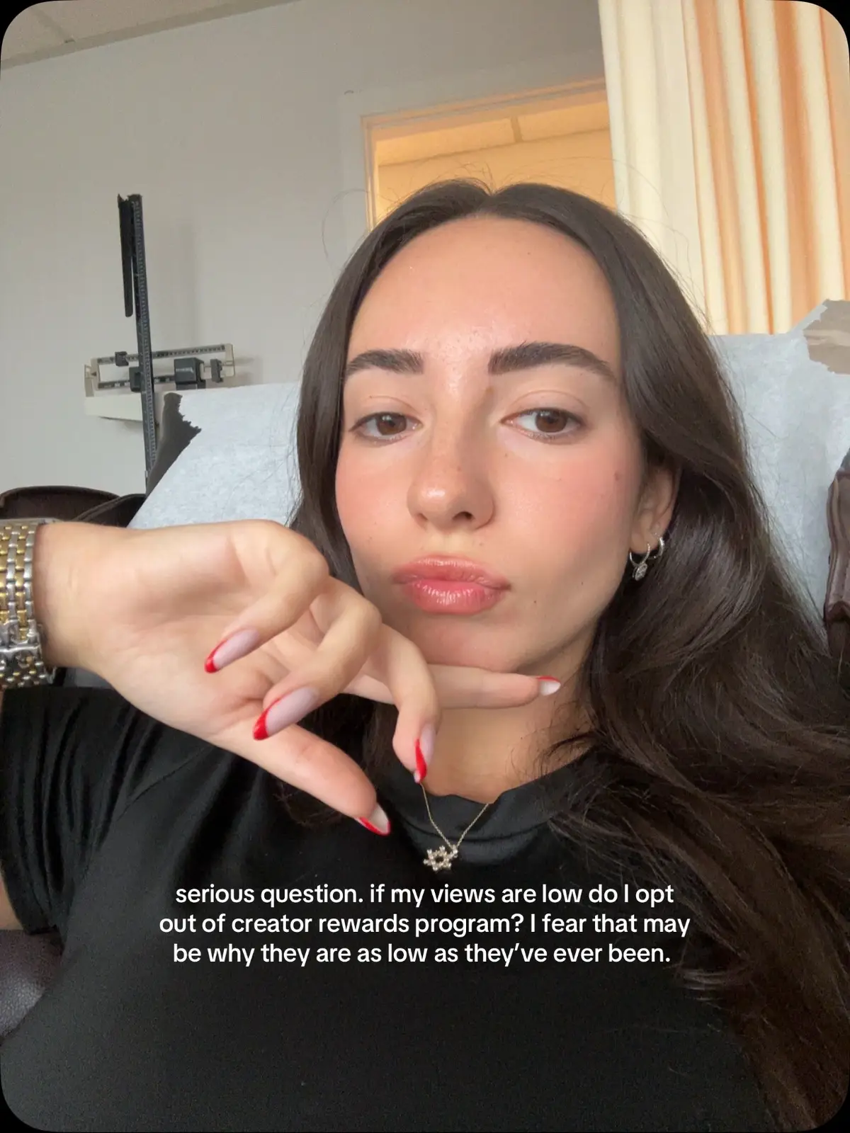 I’ve seen other creators have this problem and I am wondering if anyone has had similar experiences after joining the creator rewards program? #creatorrewardsprogram #creatorsearchinsights #lowviews #creatorrewardprogram #300viewjail 