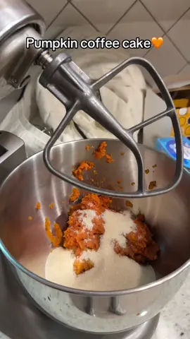 Trying fall recipes 🧡 #fyp #fall #dessert #fypシ゚viral🖤tiktok #cooking 