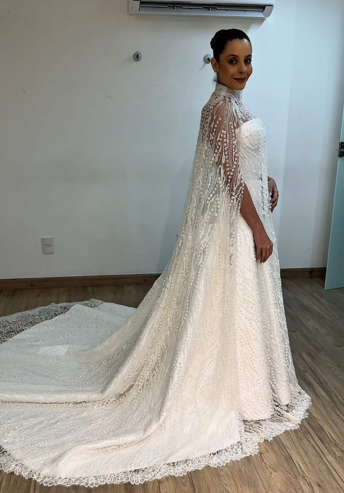 A última prova da Bru cheia de muitas emoções ♥️ #dress #wedding #weddingdress #vestidosdenoiva #noiva 