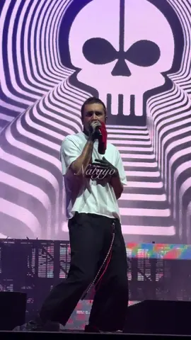 Are these new lyrics?  Hershey PA #twentyonepilots 