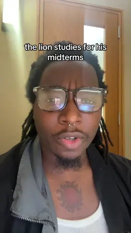 The lion should take a T break but doesn’t want to…#fyp #foryoupage 