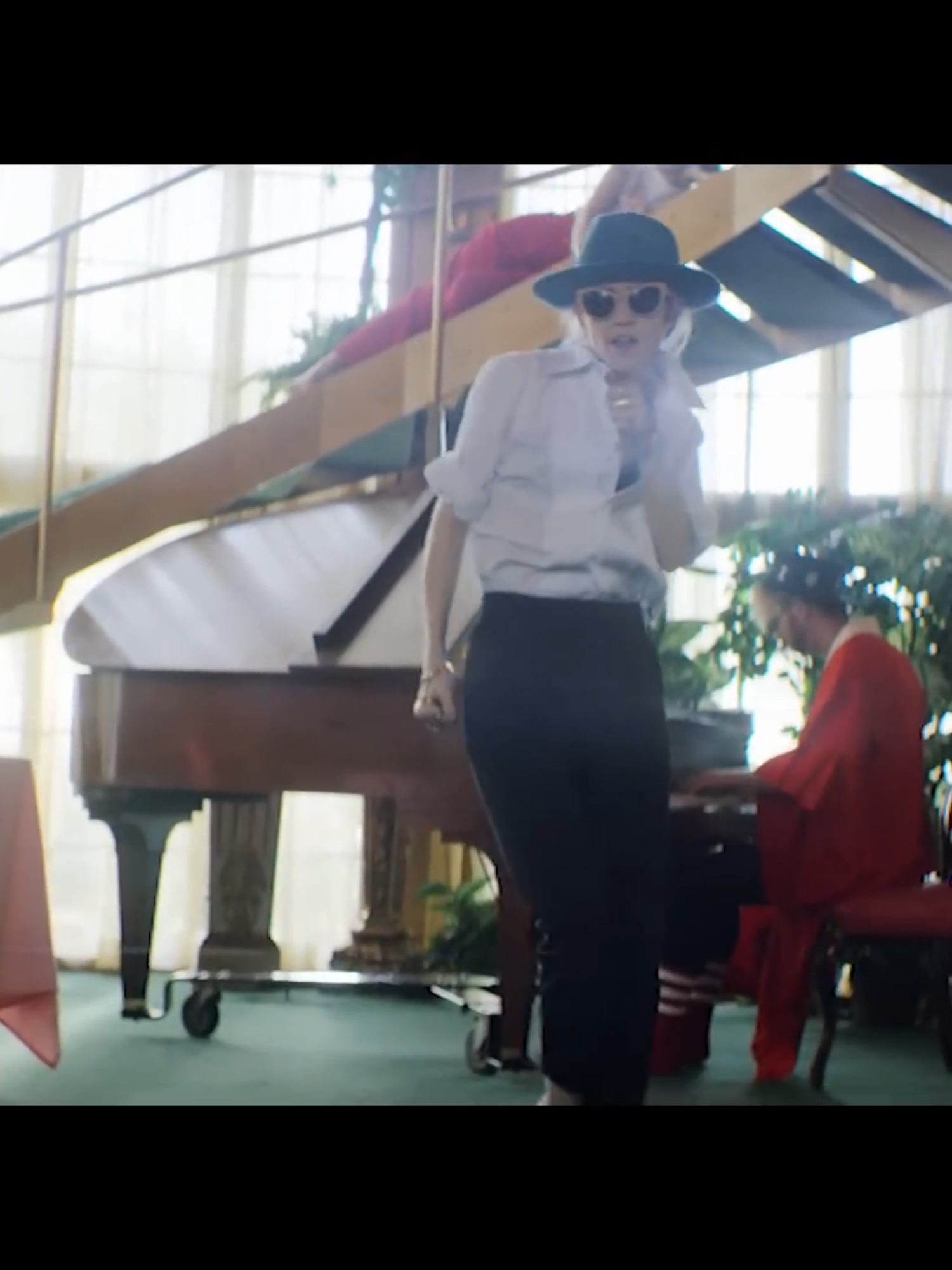 Grimes - Flesh without Blood_Life in the Vivid Dream #song #songs #musica #musik #girl #girls #songstatus #dancecover#dancetutorials#dancemonkey#dancetok#musictok#musicvideo#disco#grimes