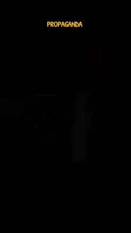 Propaganda - Duel (1985) Duel o Duelo en español, una canción de la banda alemana de ssynth-pop Propaganda, lanzada como el segundo sencillo de su álbum debut, A Secret Wish . Lanzado en el Reino Unido en abril de 1985, se convirtió en su sencillo más exitoso allí, alcanzando el número 21. Esto llevó a la banda a hacer su única aparición en el emblemático programa musical de la BBC, Top of the Pops, en junio de ese año. La batería y la percusión corrieron a cargo de Stewart Copeland.  La canción Duel es una metáfora de las relaciones humanas y las batallas emocionales que enfrentamos. La letra utiliza la imagen de un duelo para describir cómo las personas se enfrentan entre sí, cargadas de envidia y codicia, y cómo estas emociones negativas pueden dañar y dejar cicatrices, tanto literal como figurativamente.