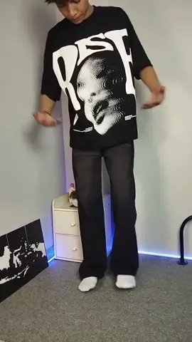 Spil hitam wishker reguler bang gasken cuy #outfit #rekomendasioutfit #baggy #baggyjeans 