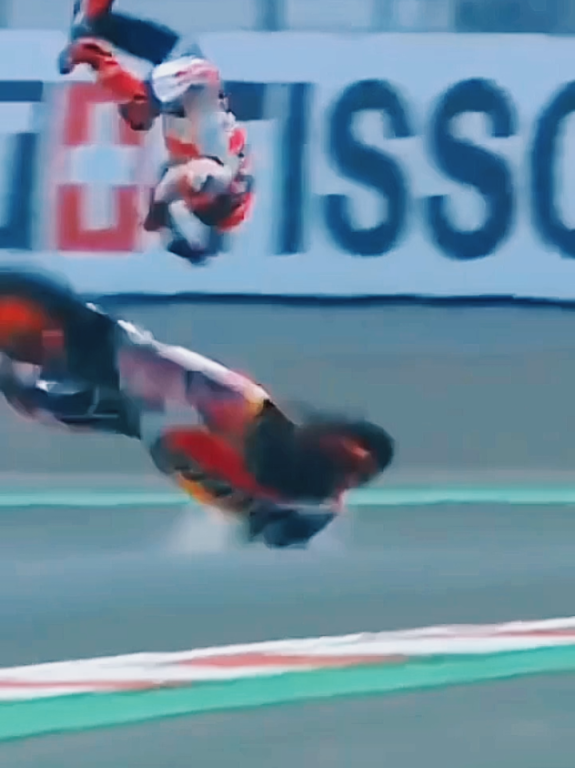 Crazy Race⚡👽  #motogp #moto #race #corrida #foryou 