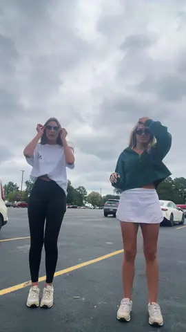 took us 2 weeks to finally do this @Ellie C 