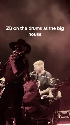 Man of all instruments #thebighouse #zachbryanconcert #fyp #michigan 