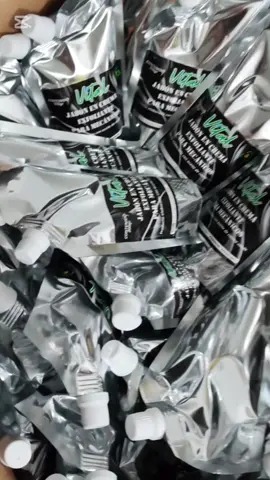 jóvenes Cartageneros revolucionan la industria, creando un nuevo producto para limpiar las manos de los mecánicos, el jabón en crema exfoliante para mecánicos, un producto derivado del aceite de cocina usado.#LIVEIncentiveProgram #LIVEwithlowfollowers #PaidPartnership 