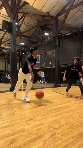 🧐🧐🧐 #streetball #mamayo #basketball #basketball🏀 