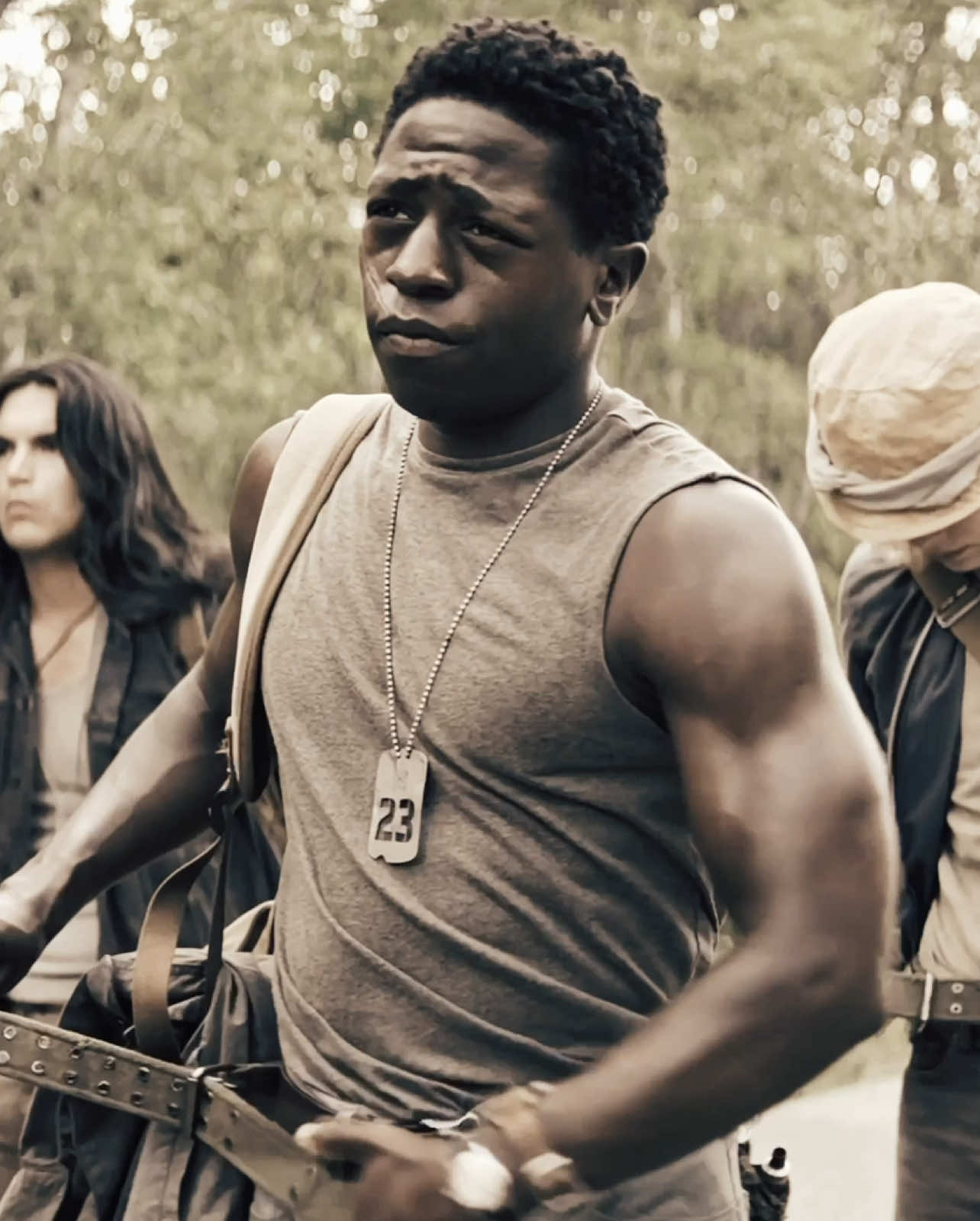 his arms… MY GODDDD. thinking thoughts rn #petermcvries #thelongwalk #davidjonsson #thelongwalkedit #fyp @kat 𐙚⋆.˚ FAKE EVERYTHING!!! copyrights belong to lionsgate (the original owner).. i don’t own these clips, they’re from trailers or behind the scenes <3 