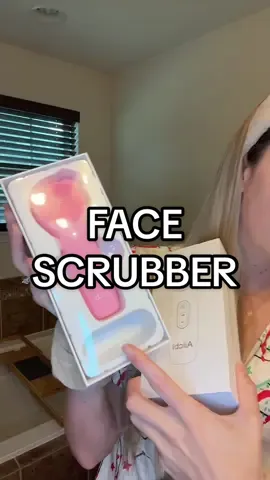 My face feels so much smoother when I use this face scrubber! #skincareroutine #dryskin #dryskincare #skincareproducts #skincare 