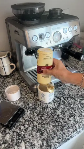 I love this cup & this latte #coffeemug #coffeeathome #coffeetok #coffeerecipe 